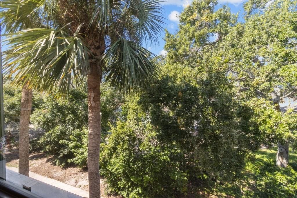 待售: $89,900 (1 贝兹, 1 浴室, 630 平方英尺)