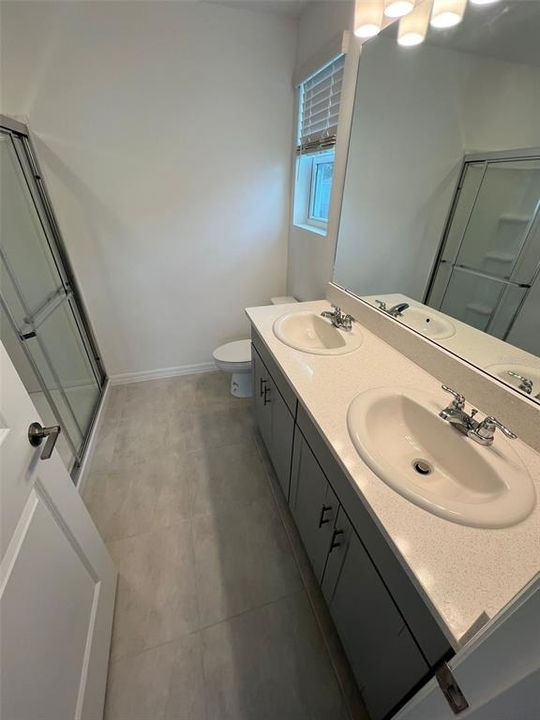 合同活跃: $1,690 (2 贝兹, 2 浴室, 1567 平方英尺)