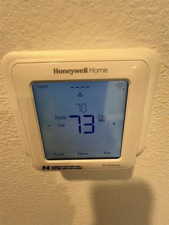 合同活跃: $1,690 (2 贝兹, 2 浴室, 1567 平方英尺)