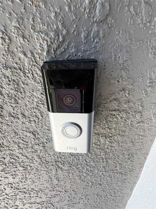 合同活跃: $1,690 (2 贝兹, 2 浴室, 1567 平方英尺)