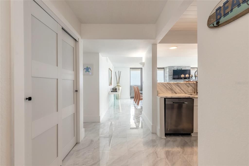 待售: $625,000 (3 贝兹, 2 浴室, 1735 平方英尺)