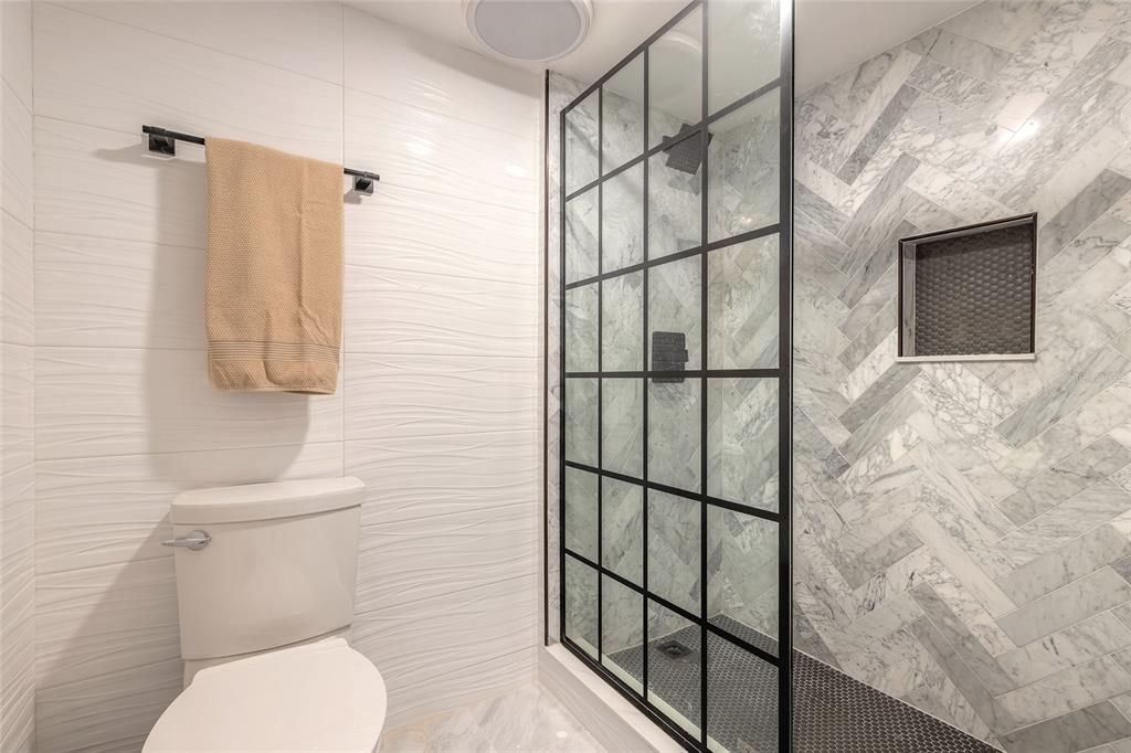 待售: $625,000 (3 贝兹, 2 浴室, 1735 平方英尺)