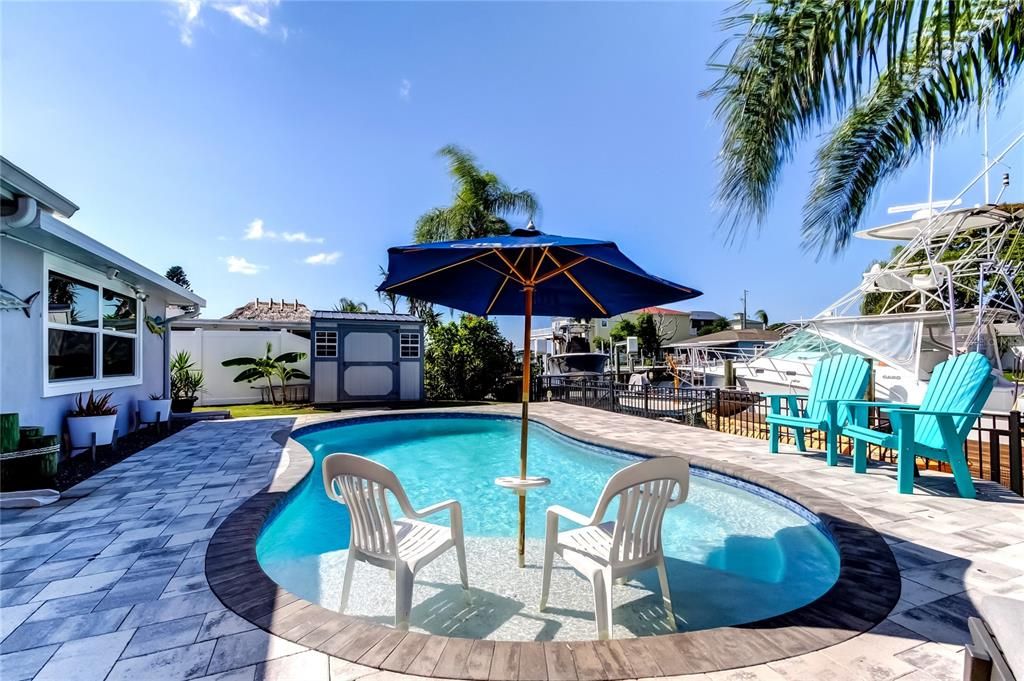 Под контрактом: $529,000 (2 спален, 2 ванн, 1597 Квадратных фут)