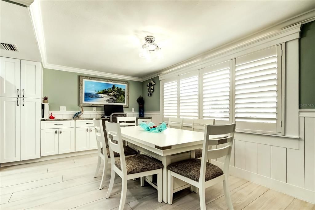 Под контрактом: $529,000 (2 спален, 2 ванн, 1597 Квадратных фут)