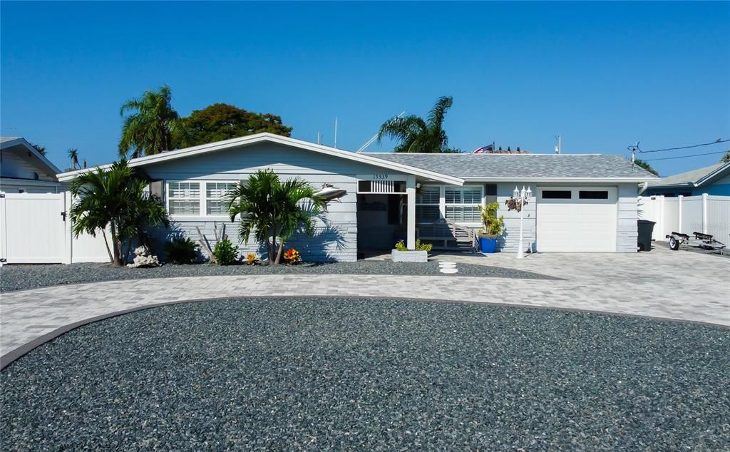 Под контрактом: $529,000 (2 спален, 2 ванн, 1597 Квадратных фут)