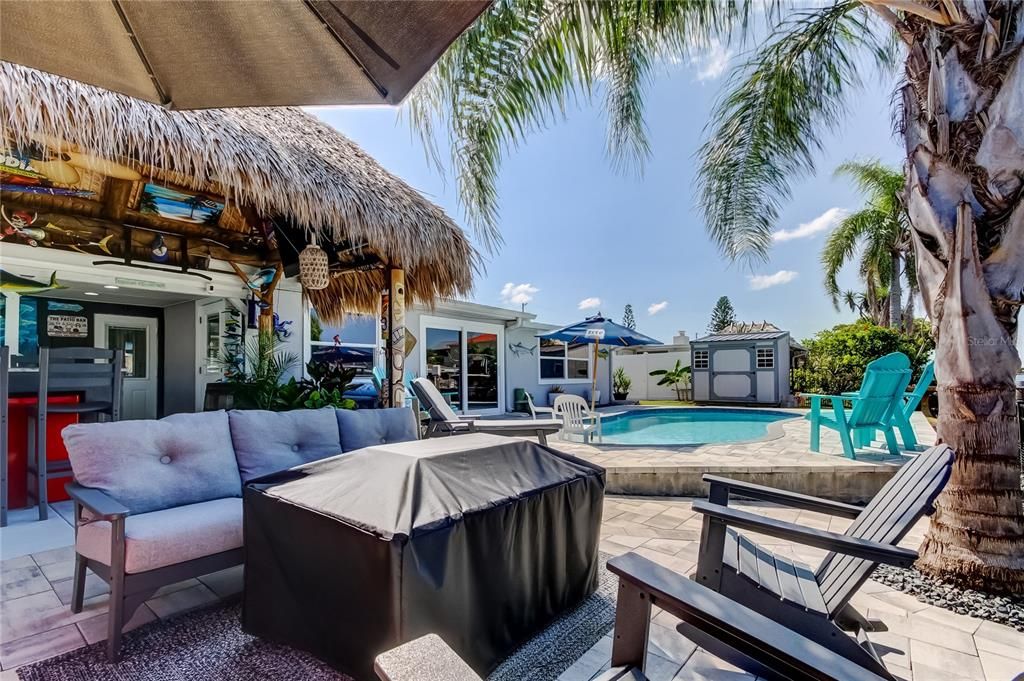 Под контрактом: $529,000 (2 спален, 2 ванн, 1597 Квадратных фут)