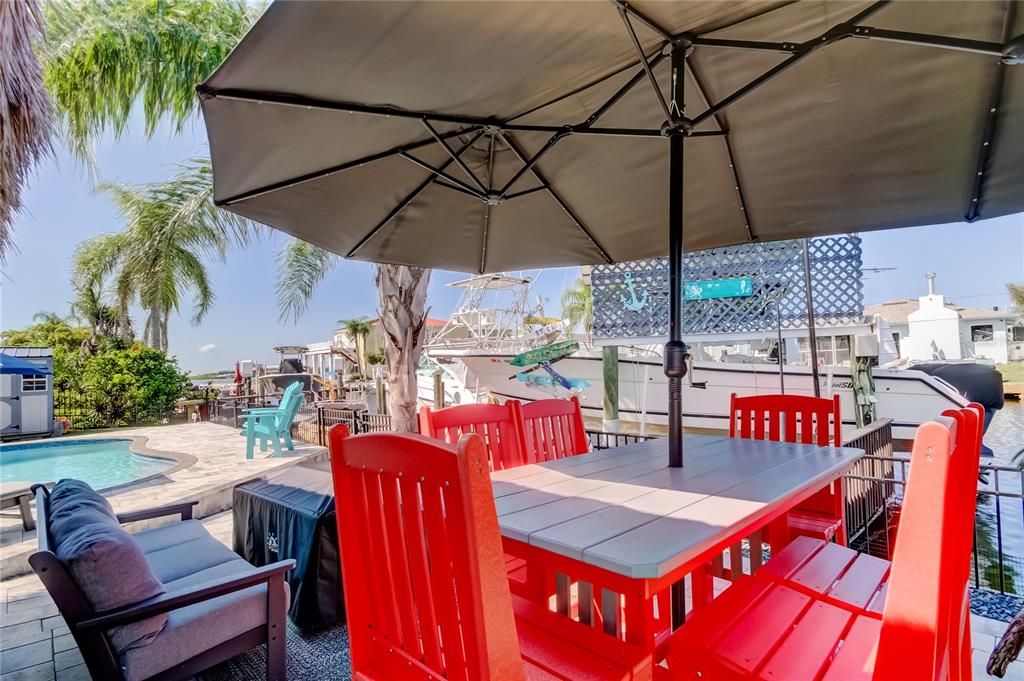 Под контрактом: $529,000 (2 спален, 2 ванн, 1597 Квадратных фут)