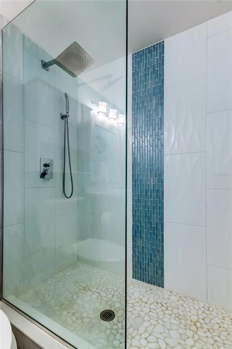 Под контрактом: $529,000 (2 спален, 2 ванн, 1597 Квадратных фут)