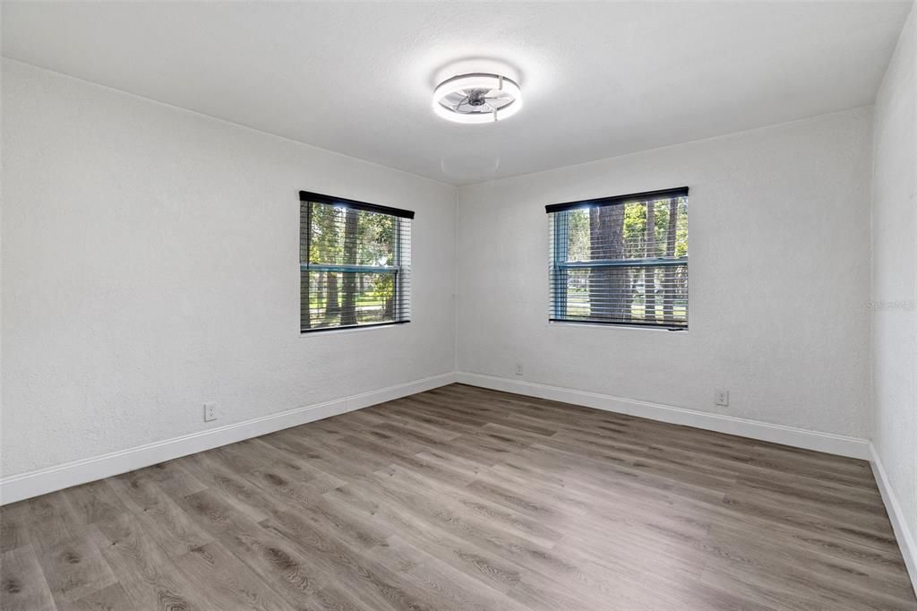 待售: $276,000 (3 贝兹, 2 浴室, 1199 平方英尺)