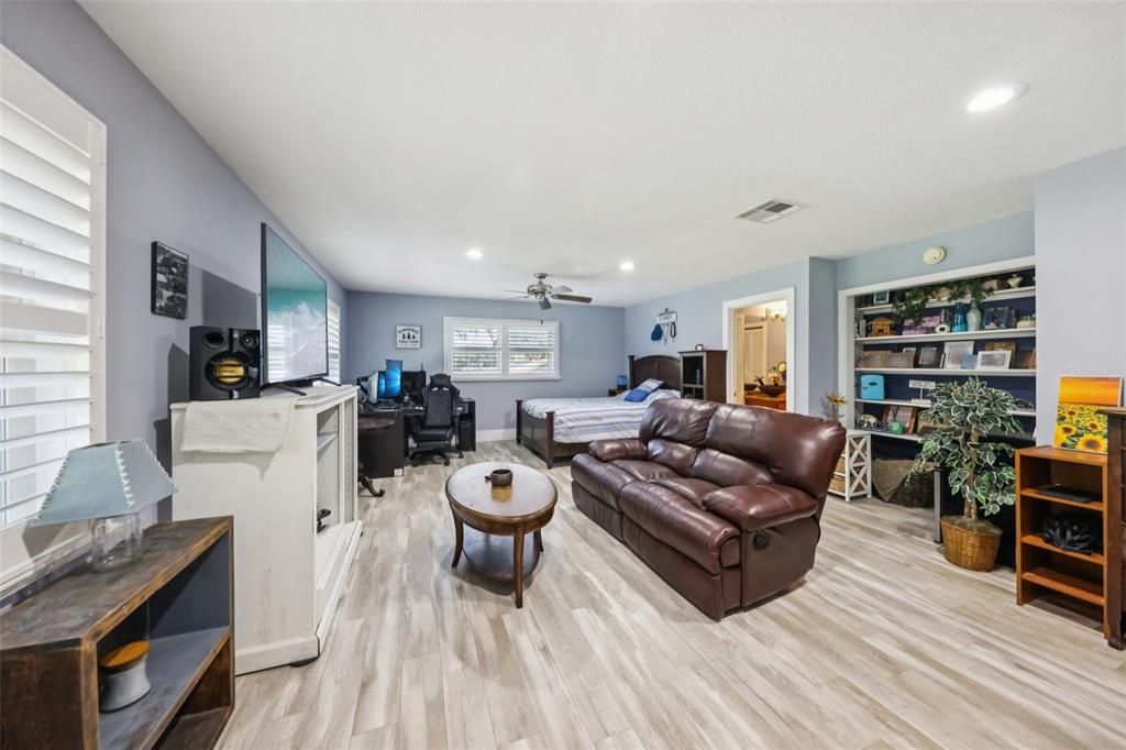 待售: $898,000 (3 贝兹, 2 浴室, 3285 平方英尺)