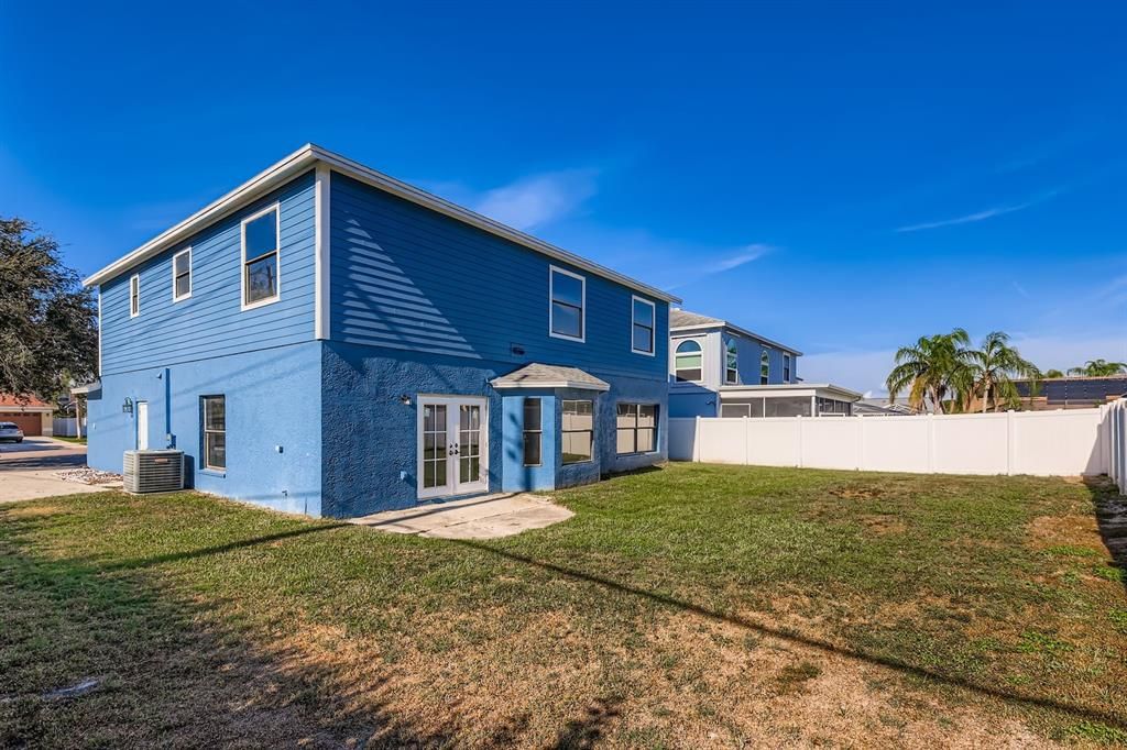 На продажу: $595,000 (4 спален, 2 ванн, 2282 Квадратных фут)