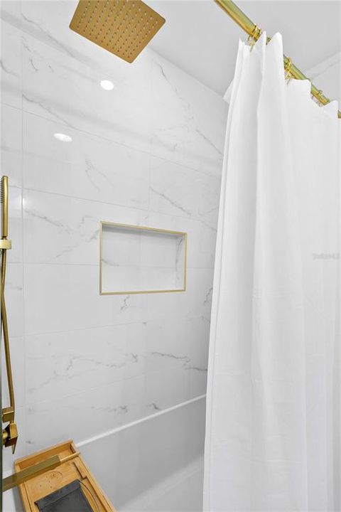 待售: $1,390,000 (4 贝兹, 2 浴室, 1703 平方英尺)