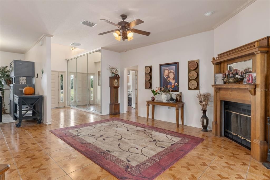 待售: $559,000 (3 贝兹, 2 浴室, 2320 平方英尺)