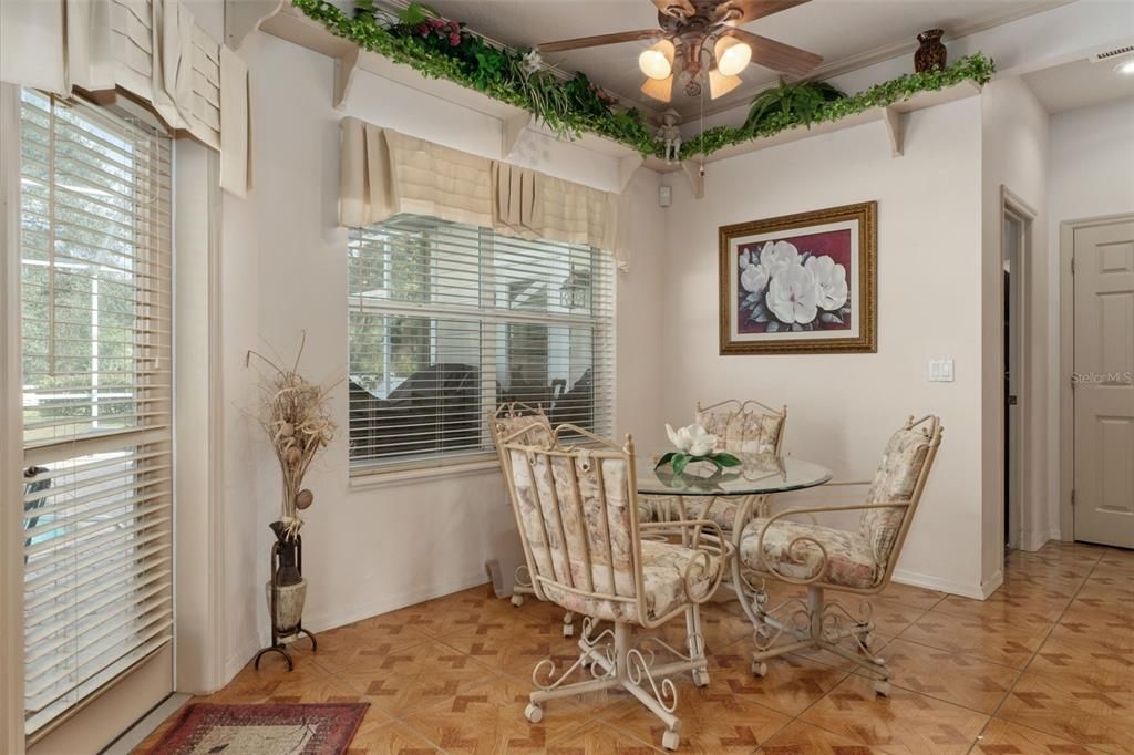 待售: $559,000 (3 贝兹, 2 浴室, 2320 平方英尺)