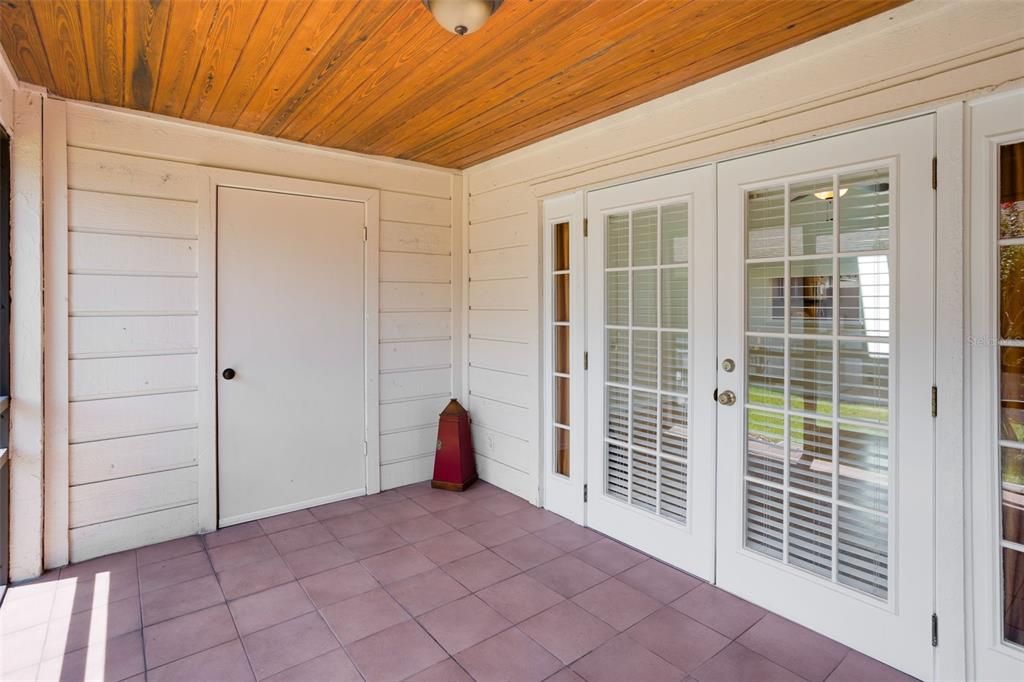 For Sale: $272,900 (3 beds, 2 baths, 1311 Square Feet)