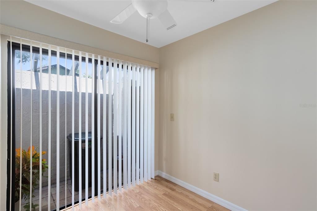 For Sale: $272,900 (3 beds, 2 baths, 1311 Square Feet)