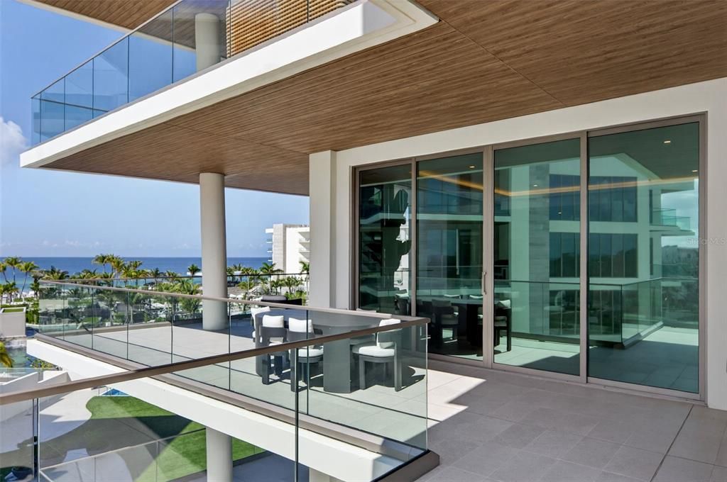 For Sale: $7,100,000 (2 beds, 2 baths, 3130 Square Feet)