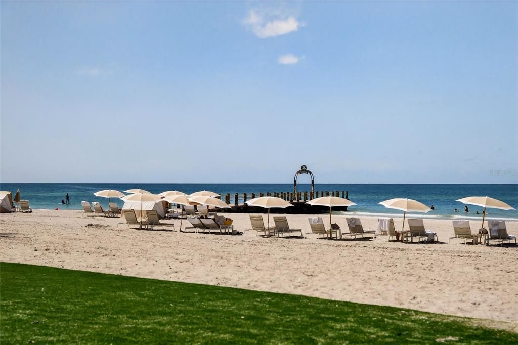 For Sale: $7,100,000 (2 beds, 2 baths, 3130 Square Feet)