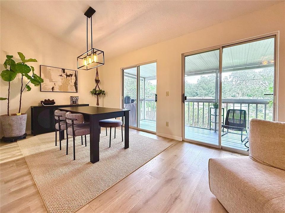 Activo con contrato: $1,950 (2 camas, 2 baños, 1080 Pies cuadrados)