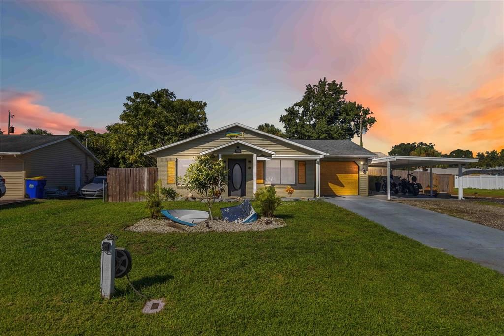 Recently Sold: $302,000 (3 beds, 2 baths, 1316 Square Feet)