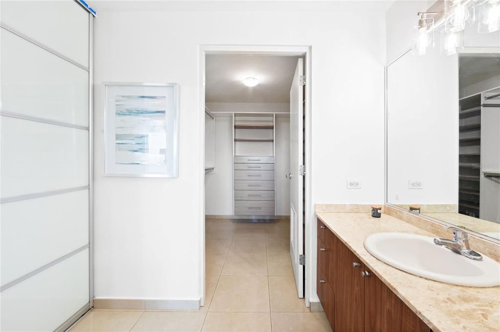 待售: $899,000 (2 贝兹, 2 浴室, 1500 平方英尺)