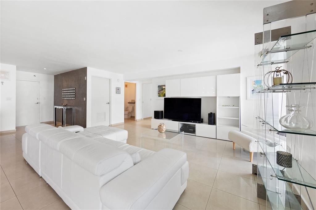 待售: $899,000 (2 贝兹, 2 浴室, 1500 平方英尺)