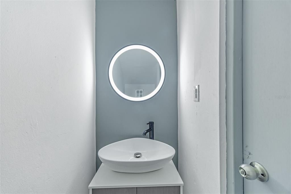 待售: $335,000 (4 贝兹, 1 浴室, 1349.37 平方英尺)