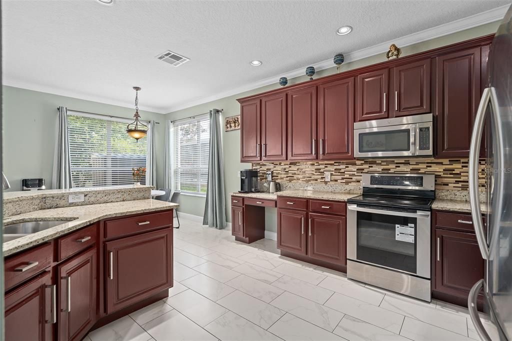 待售: $705,000 (5 贝兹, 3 浴室, 2962 平方英尺)