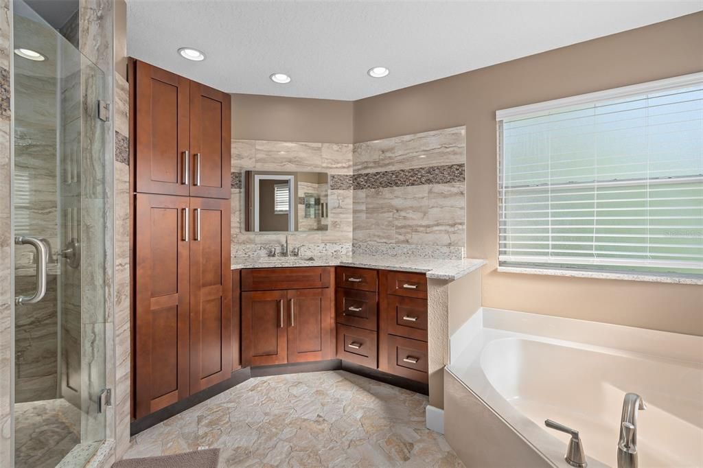 待售: $705,000 (5 贝兹, 3 浴室, 2962 平方英尺)