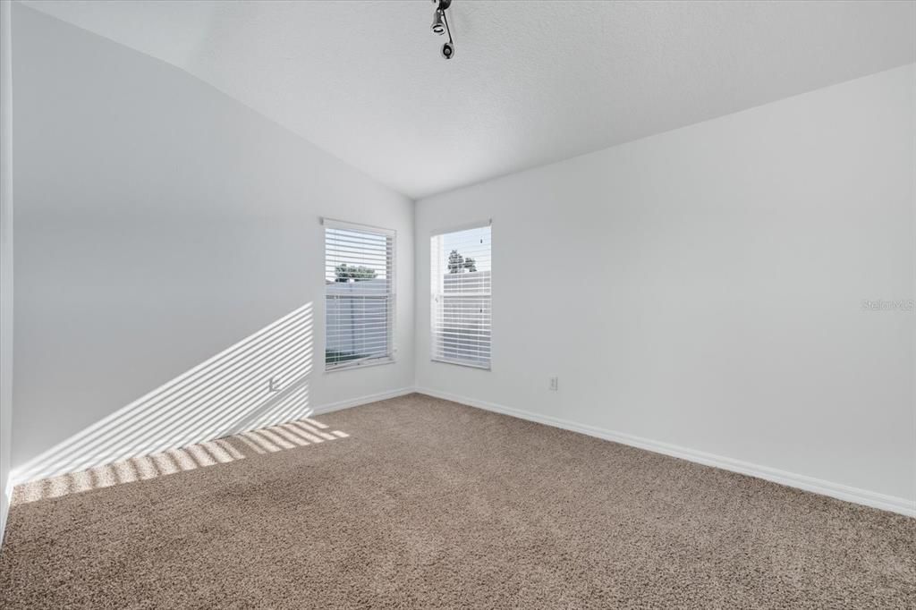 For Sale: $599,000 (4 beds, 4 baths, 3191 Square Feet)