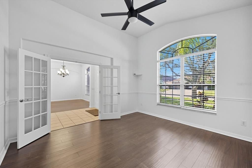 For Sale: $599,000 (4 beds, 4 baths, 3191 Square Feet)