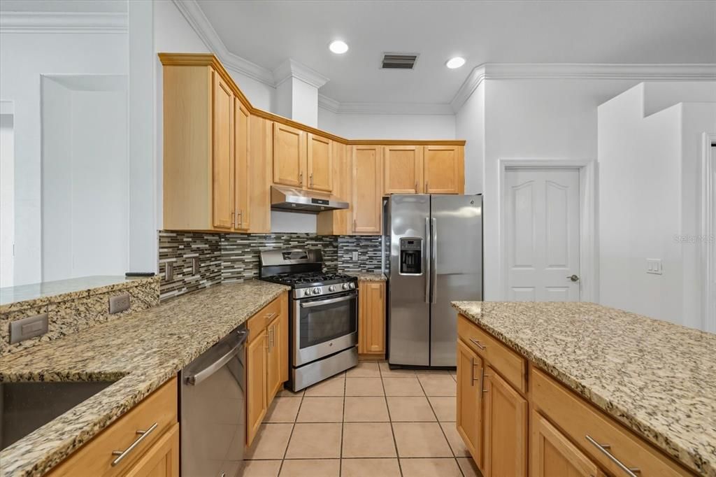 For Sale: $599,000 (4 beds, 4 baths, 3191 Square Feet)