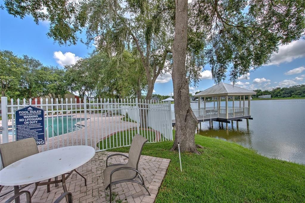 На продажу: $139,700 (1 спален, 1 ванн, 598 Квадратных фут)