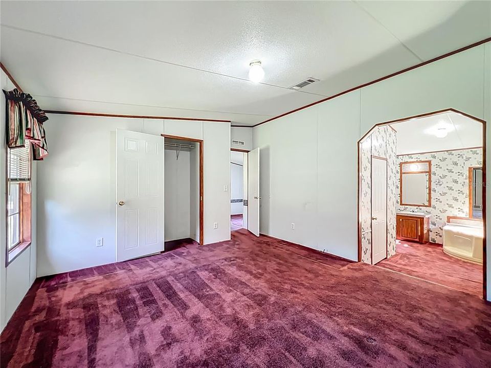 For Sale: $207,000 (3 beds, 2 baths, 1792 Square Feet)