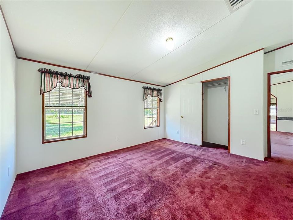 For Sale: $207,000 (3 beds, 2 baths, 1792 Square Feet)