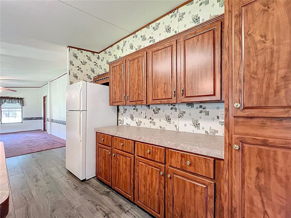 For Sale: $207,000 (3 beds, 2 baths, 1792 Square Feet)