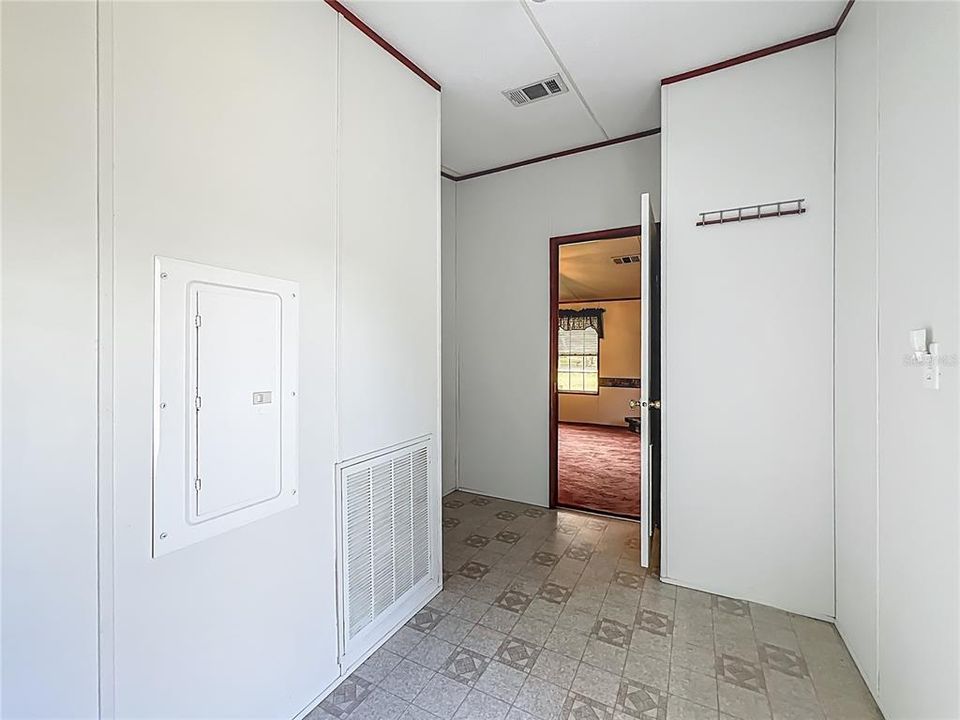 For Sale: $207,000 (3 beds, 2 baths, 1792 Square Feet)