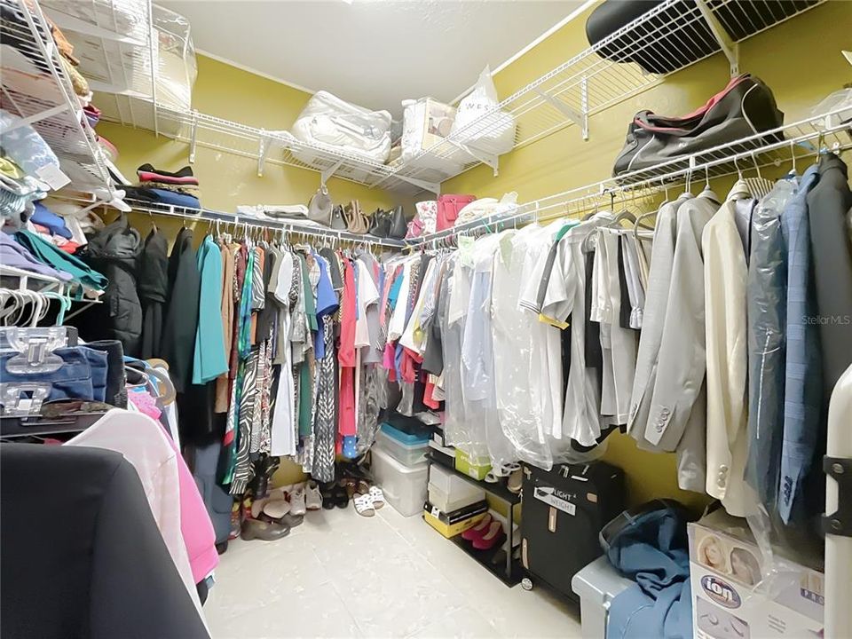 For Sale: $669,900 (5 beds, 3 baths, 2752 Square Feet)