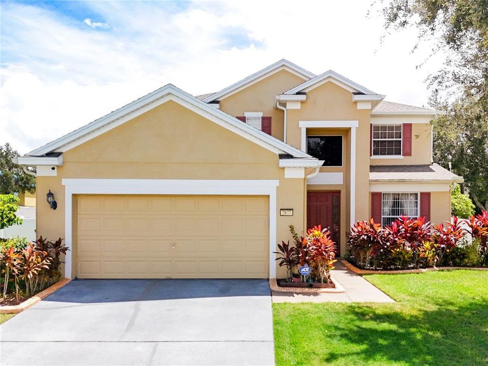 For Sale: $669,900 (5 beds, 3 baths, 2752 Square Feet)