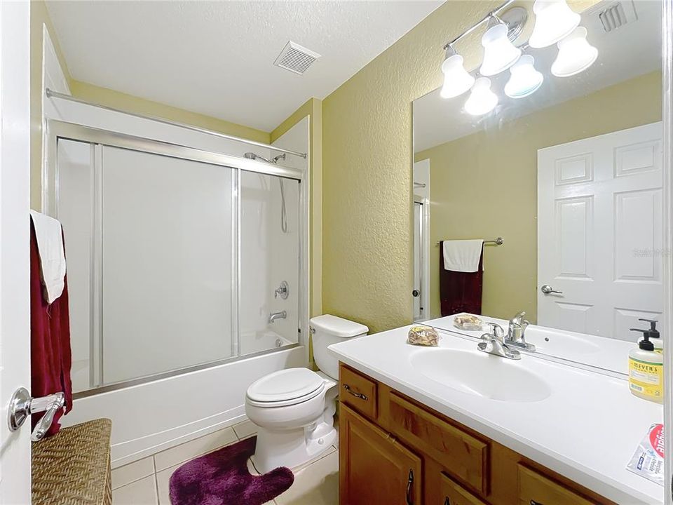 For Sale: $669,900 (5 beds, 3 baths, 2752 Square Feet)