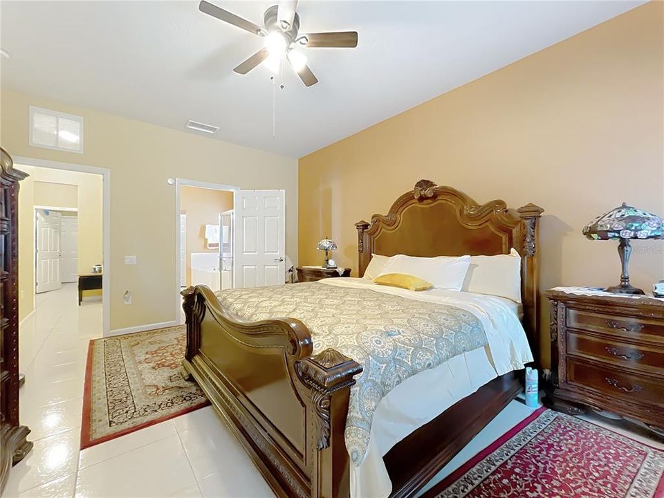 For Sale: $669,900 (5 beds, 3 baths, 2752 Square Feet)