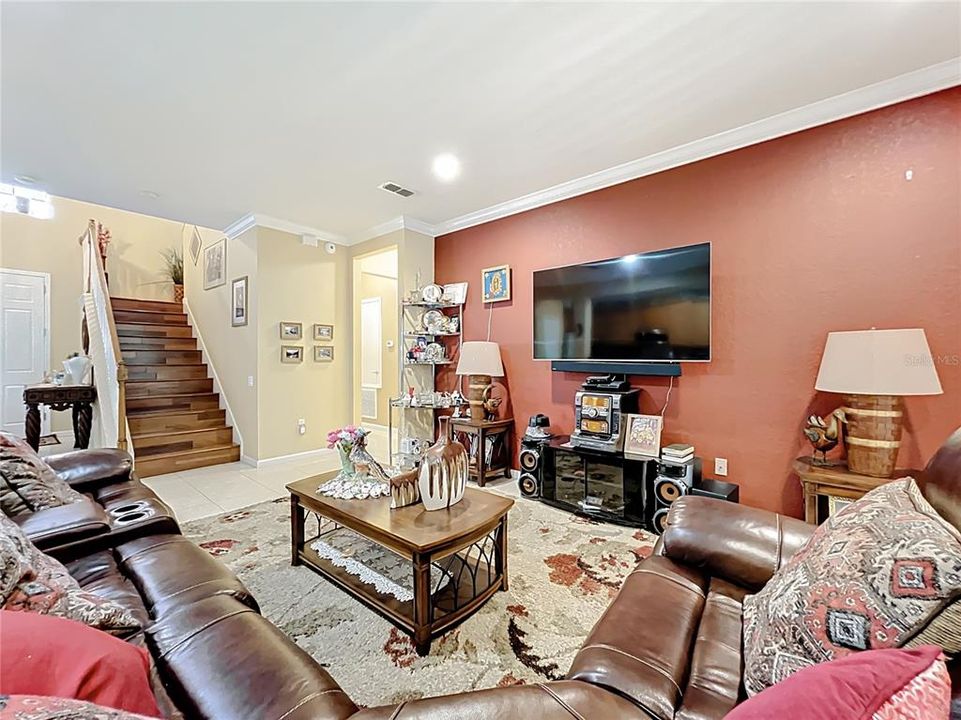 For Sale: $669,900 (5 beds, 3 baths, 2752 Square Feet)