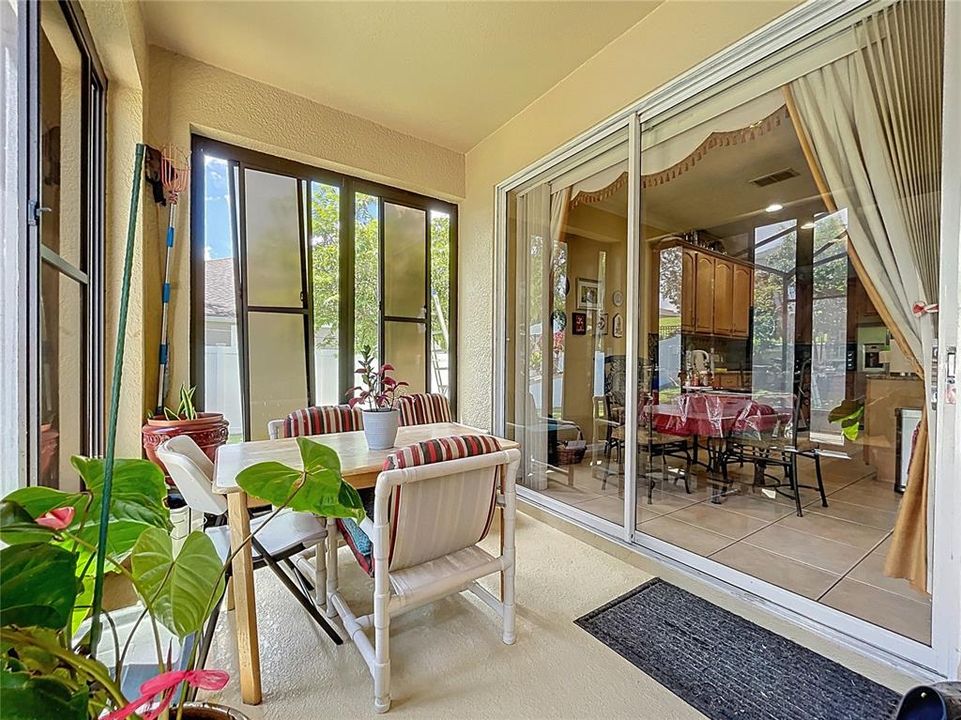 For Sale: $669,900 (5 beds, 3 baths, 2752 Square Feet)