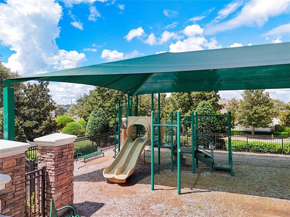 For Sale: $669,900 (5 beds, 3 baths, 2752 Square Feet)