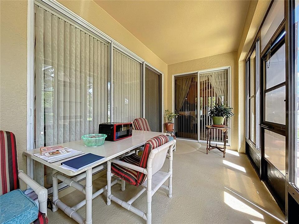 For Sale: $669,900 (5 beds, 3 baths, 2752 Square Feet)