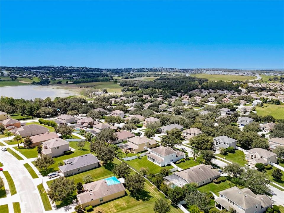 For Sale: $669,900 (5 beds, 3 baths, 2752 Square Feet)