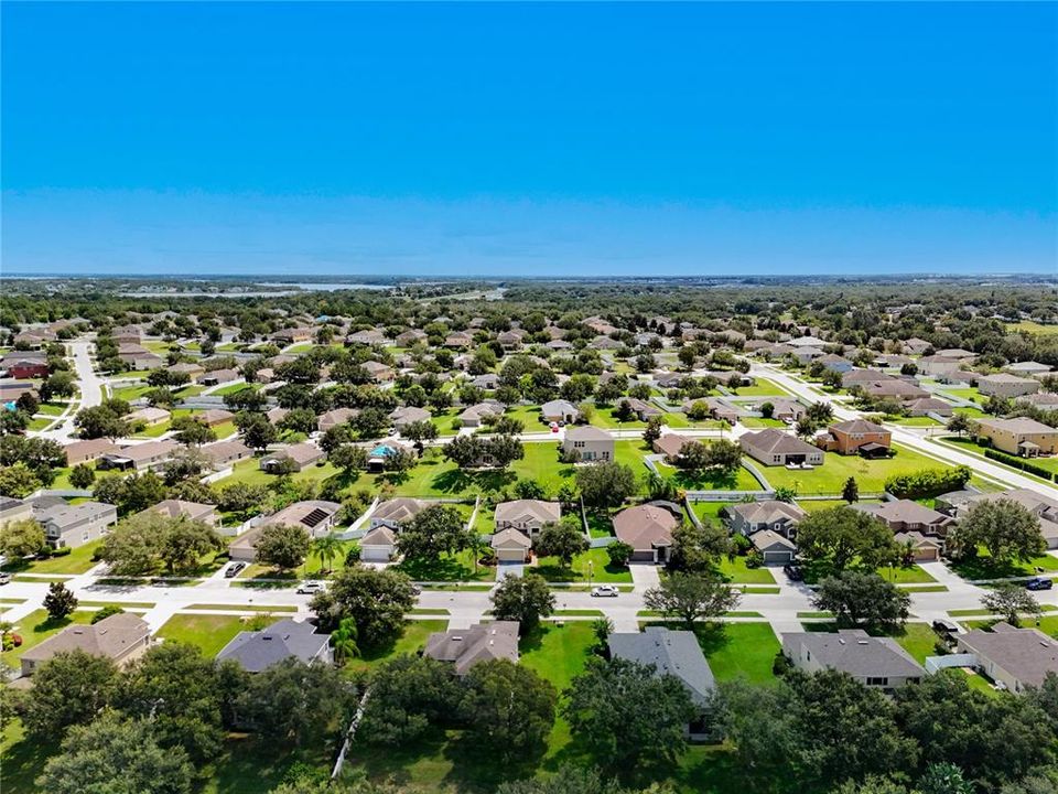 For Sale: $669,900 (5 beds, 3 baths, 2752 Square Feet)