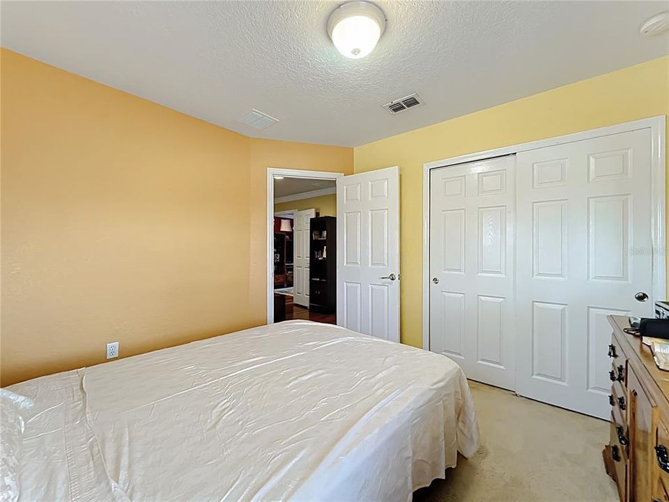 For Sale: $669,900 (5 beds, 3 baths, 2752 Square Feet)