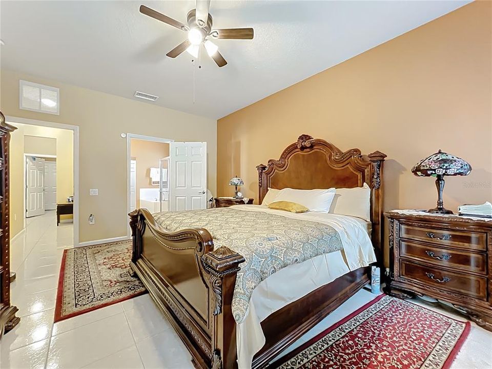 For Sale: $669,900 (5 beds, 3 baths, 2752 Square Feet)