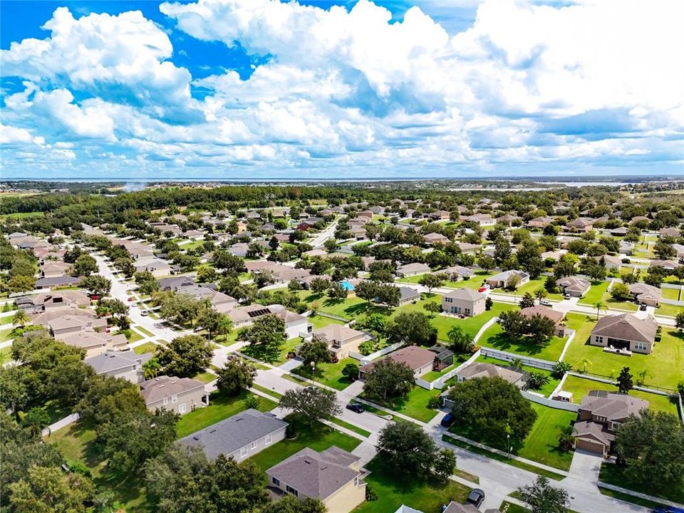 For Sale: $669,900 (5 beds, 3 baths, 2752 Square Feet)